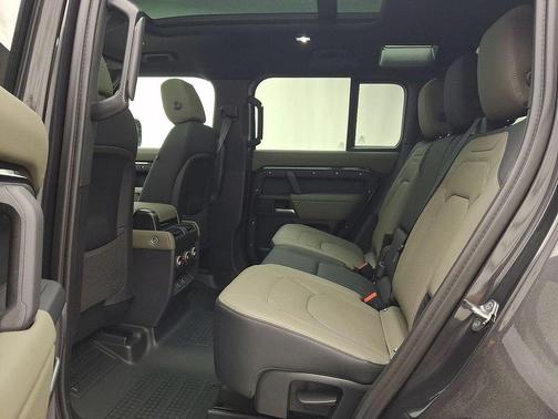 Carpathian Grey 2026 Land Rover Defender P400 X-Dynamic SE