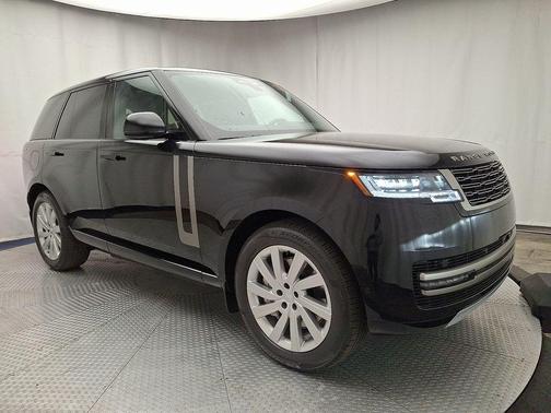 2025 Land Rover Range Rover P550e SE