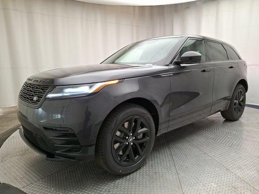 2026 Land Rover Range Rover Velar Dynamic SE