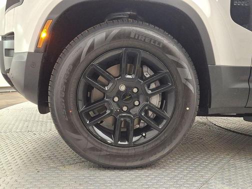 2026 Land Rover Defender 110 S