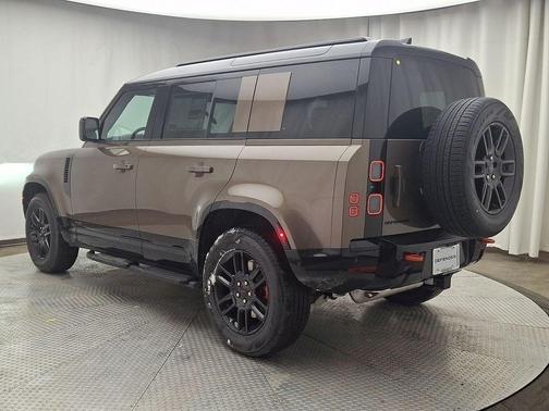 Gondwana Stone 2026 Land Rover Defender 110 X