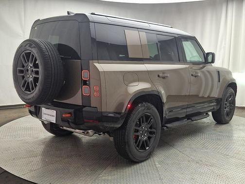 2026 Land Rover Defender 110 X