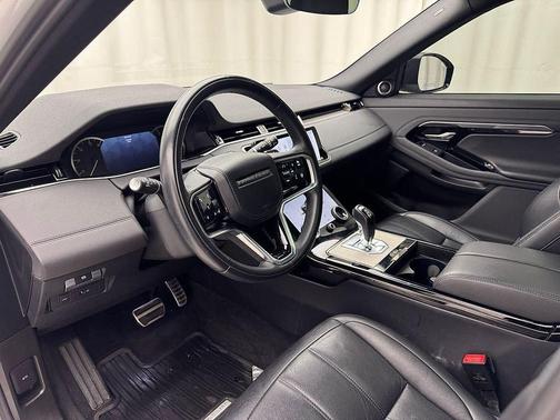 Fuji White 2023 Land Rover Range Rover Evoque R-Dynamic SE