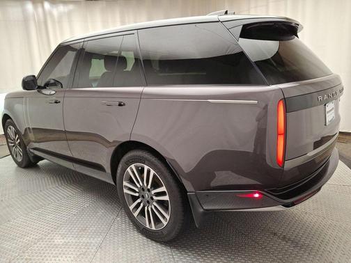 2023 Land Rover Range Rover P530 SE