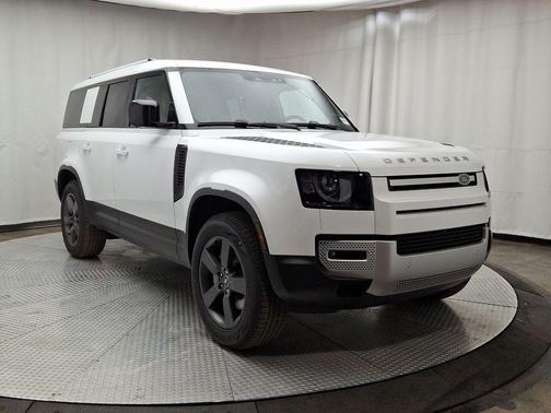2025 Land Rover Defender P400 S