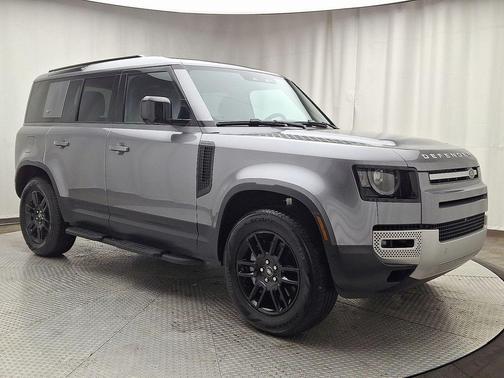 2024 Land Rover Defender P400 S