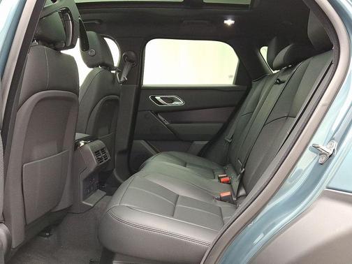2026 Land Rover Range Rover Velar P400 Dynamic SE