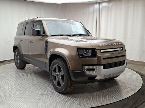 2025 Land Rover Defender P400 S