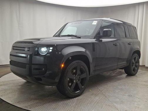 2026 Land Rover Defender 110 X-Dynamic SE