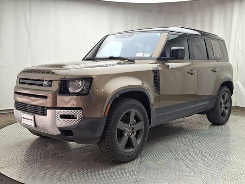 2020 Land Rover Defender 110 SE