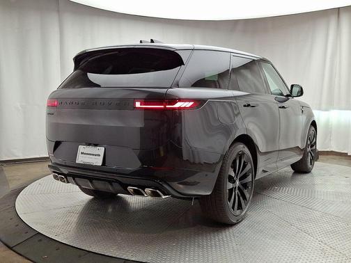 2025 Land Rover Range Rover Sport P530 Dynamic SE