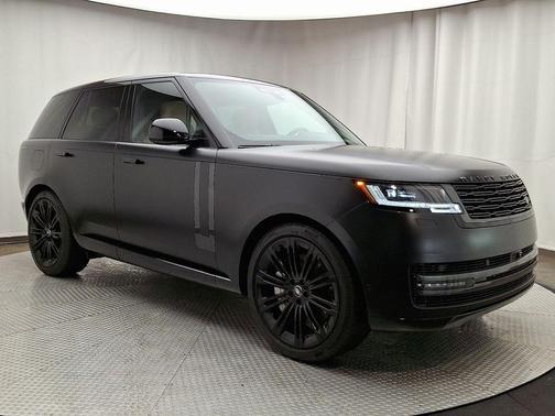 2025 Land Rover Range Rover P530 SE