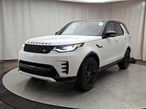 2025 Land Rover Discovery P300 Dynamic SE
