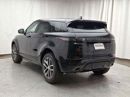 2026 Land Rover Range Rover Evoque Dynamic SE