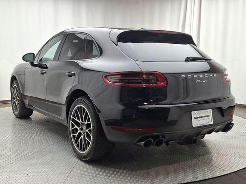2018 Porsche Macan Base