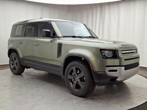 2025 Land Rover Defender P400 S