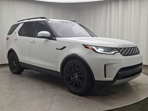 2022 Land Rover Discovery P300 S