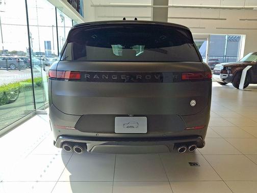 2025 Land Rover Range Rover Sport P635 SV Edition Two