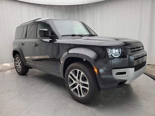2025 Land Rover Defender P300