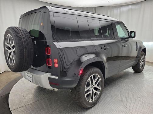 2025 Land Rover Defender P300