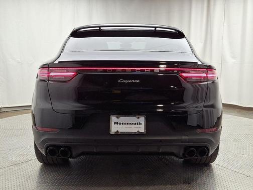 2023 Porsche Cayenne AWD
