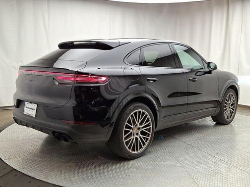 2023 Porsche Cayenne AWD