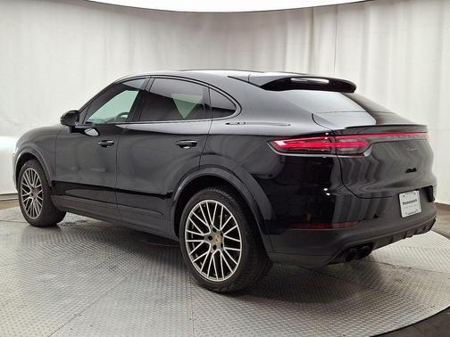 2023 Porsche Cayenne AWD