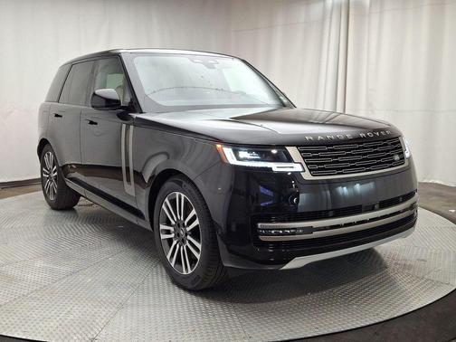 2025 Land Rover Range Rover P530 SE