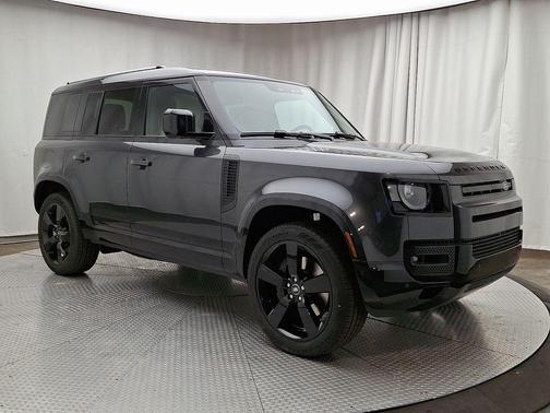 2025 Land Rover Defender P400 X-Dynamic SE