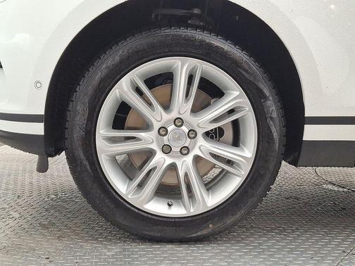 2026 Land Rover Range Rover Velar P250 S