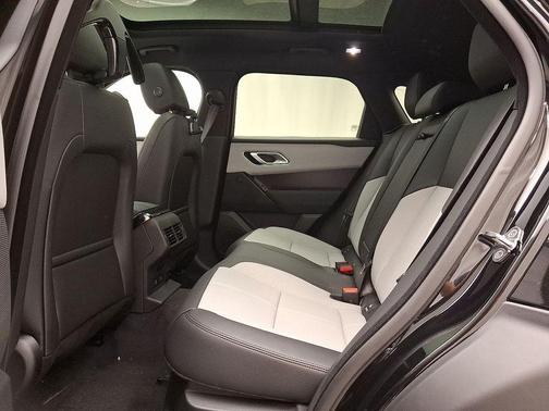 2026 Land Rover Range Rover Velar P400 Dynamic SE