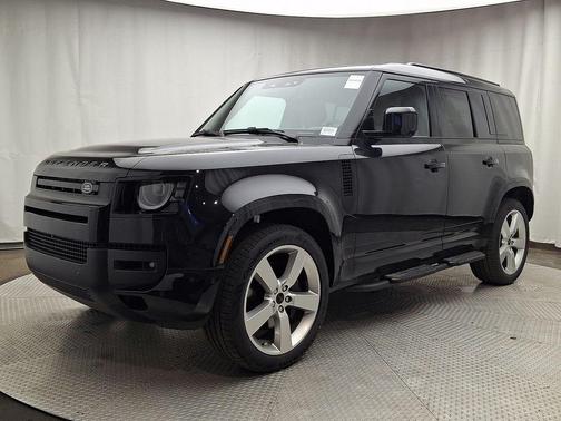 Santorini Black 2026 Land Rover Defender P400 X-Dynamic SE