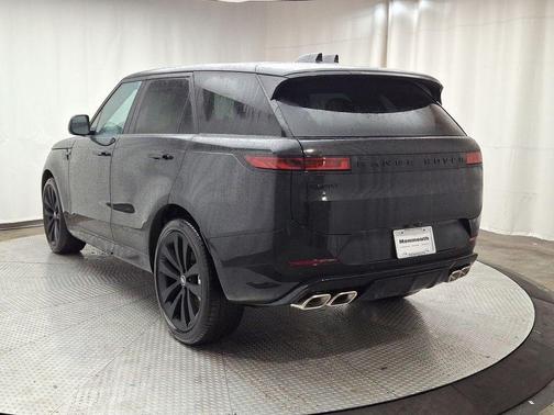 2025 Land Rover Range Rover Sport P530 Dynamic SE