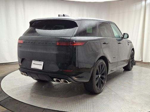 2025 Land Rover Range Rover Sport P530 Dynamic SE