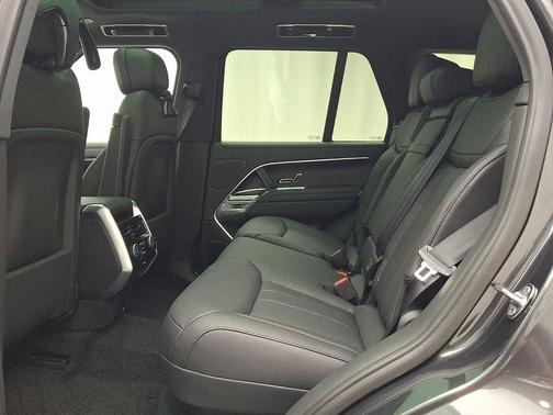 Carpathian Grey 2026 Land Rover Range Rover P400 SE