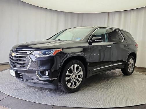 Black Metallic 2018 Chevrolet Traverse Premier