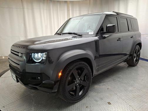2023 Land Rover Defender 110 X-Dynamic SE