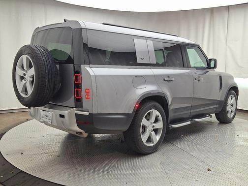 2024 Land Rover Defender P300 S