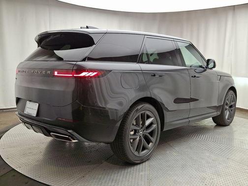 2025 Land Rover Range Rover Sport P360 SE