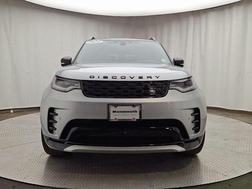 2024 Land Rover Discovery P300 Dynamic SE