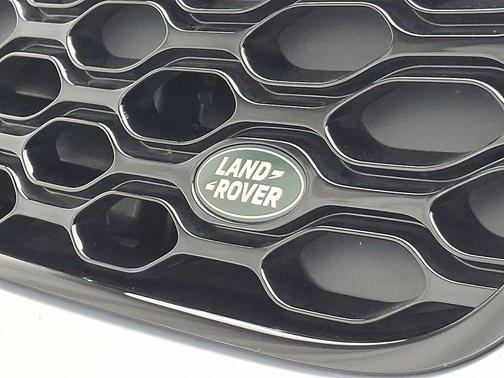 2024 Land Rover Discovery P300 Dynamic SE