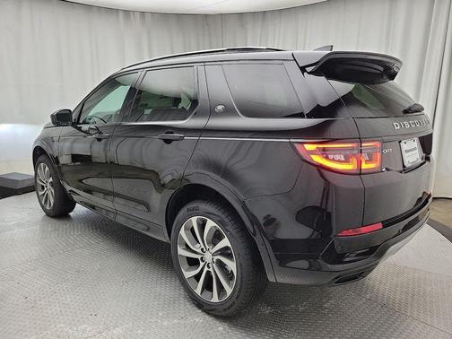 2025 Land Rover Discovery Sport S