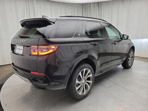 2025 Land Rover Discovery Sport S