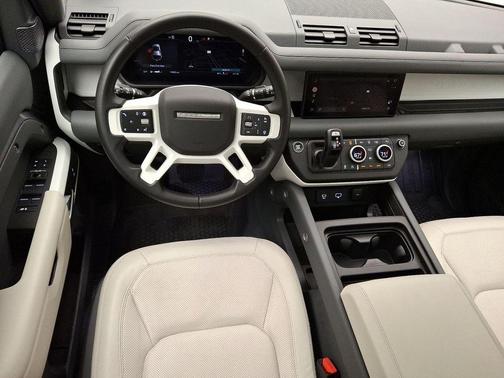 2024 Land Rover Defender P300