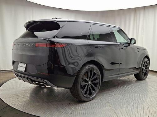 2025 Land Rover Range Rover Sport P360 SE
