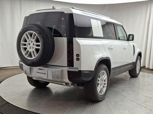 2025 Land Rover Defender P300