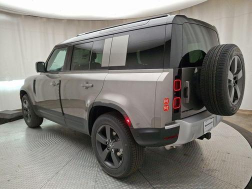 2025 Land Rover Defender P300