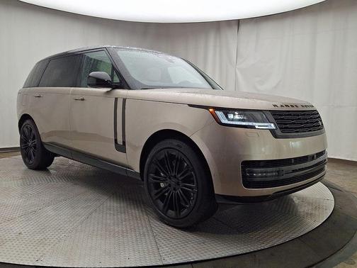 Batumi Gold 2026 Land Rover Range Rover P530 SE 7 Seat