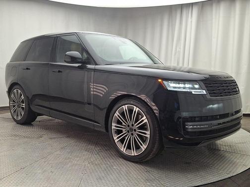 2026 Land Rover Range Rover P400 SE