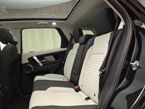Santorini Black 2025 Land Rover Discovery Sport S